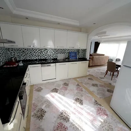 Lux Mustakil 3 * Alanya