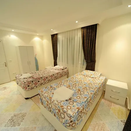 Lux Mustakil 3 *